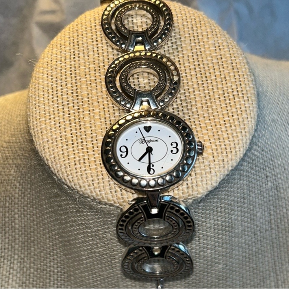 Brighton Cardiff bracelet watch with cloth bag **needs battery**